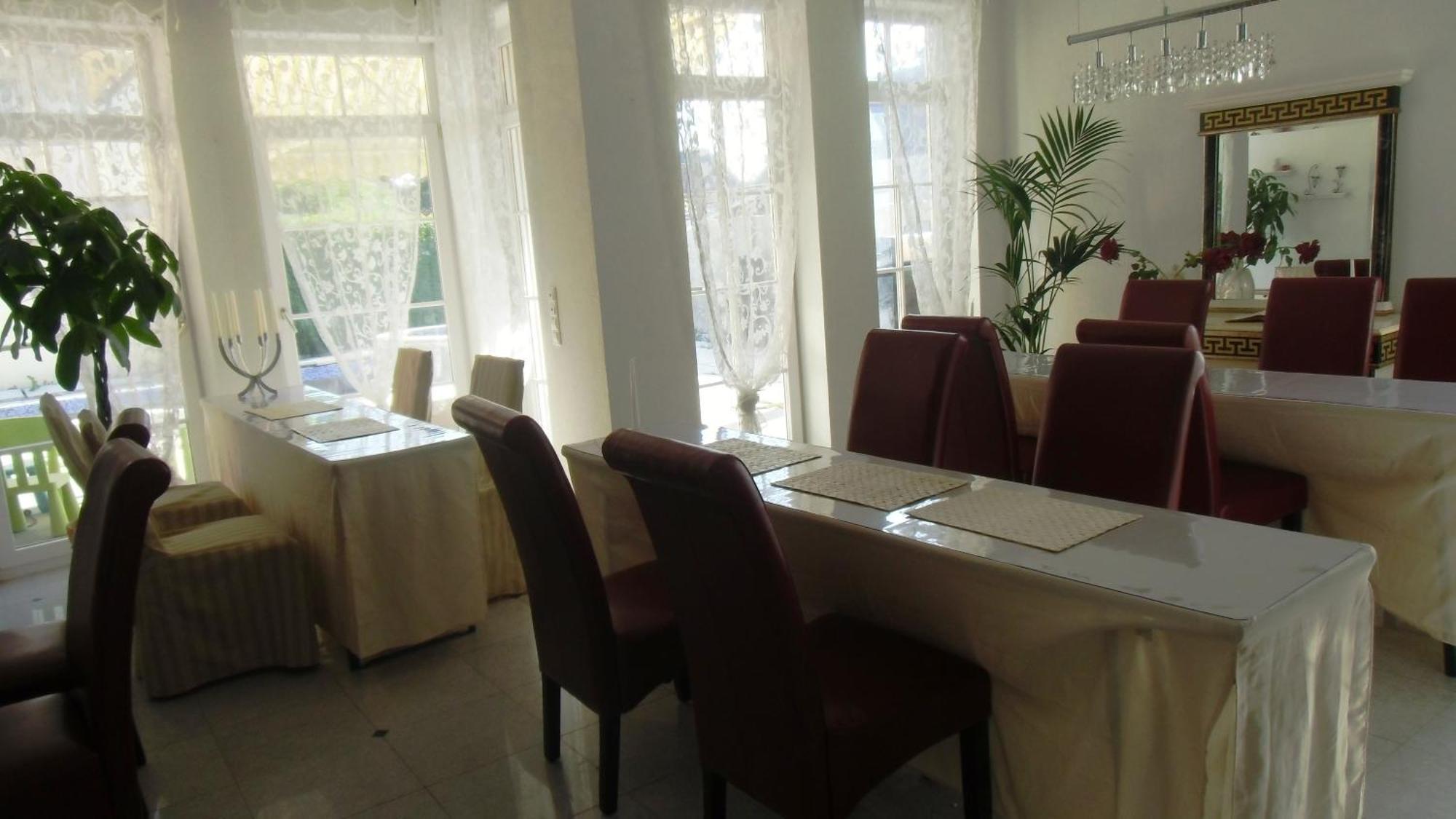 Gaestehaus Tante Tienchen 7 Minuten Zu Fuss Zum Europa Park , Plus Kostenloses Parkplatzticket Rulantica ,Alle Unsere Suiten Haben Einen Balkon ルスト エクステリア 写真