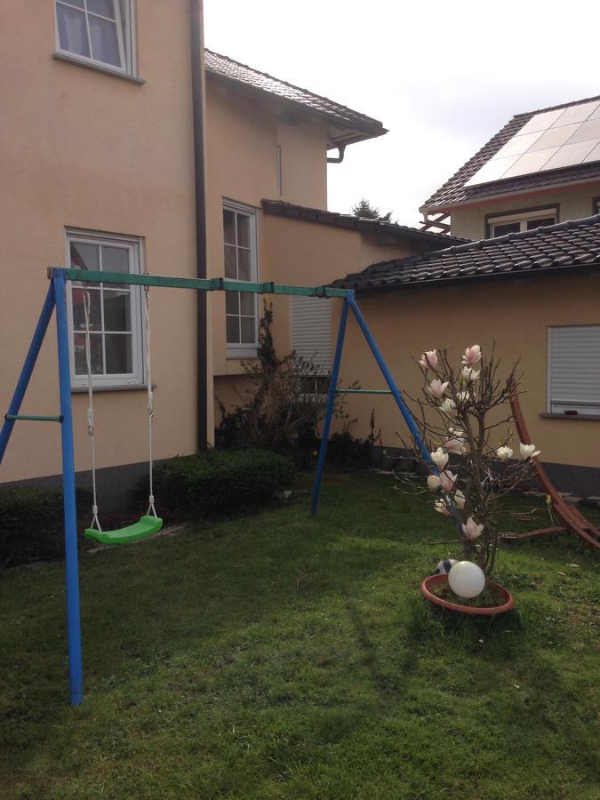 Gaestehaus Tante Tienchen 7 Minuten Zu Fuss Zum Europa Park , Plus Kostenloses Parkplatzticket Rulantica ,Alle Unsere Suiten Haben Einen Balkon ルスト エクステリア 写真